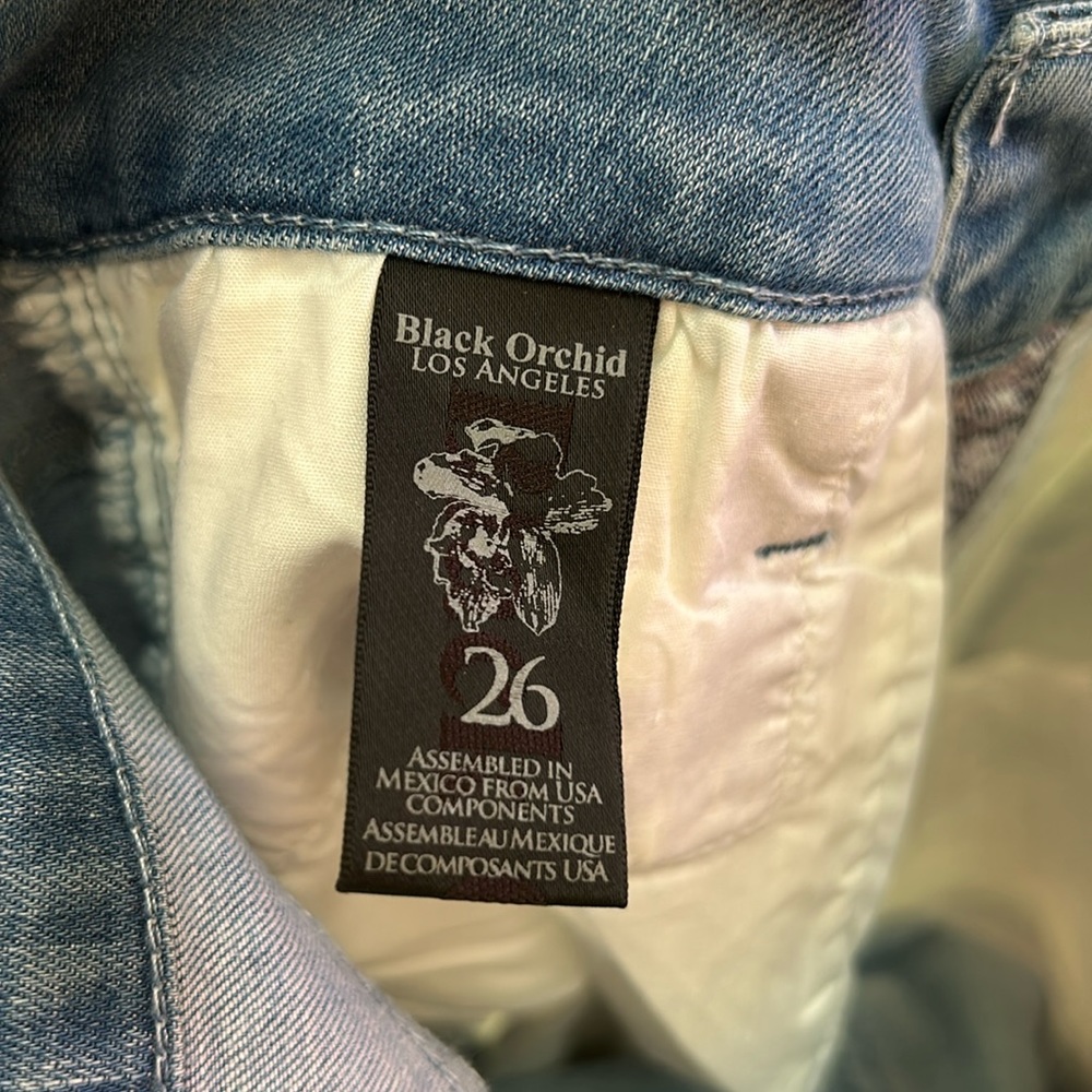 RARE Black Orchid Denim mid rise skinny Rose Petals jeans size 26 NWT - Picture 11 of 15